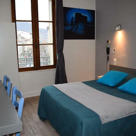 Hotel Du Commerce مييو المظهر الخارجي الصورة